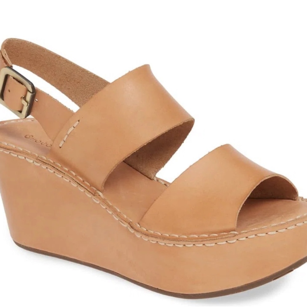 Chocolat Blu Wymen Wedge Platform Sandals Size 6.5 Nude Tan